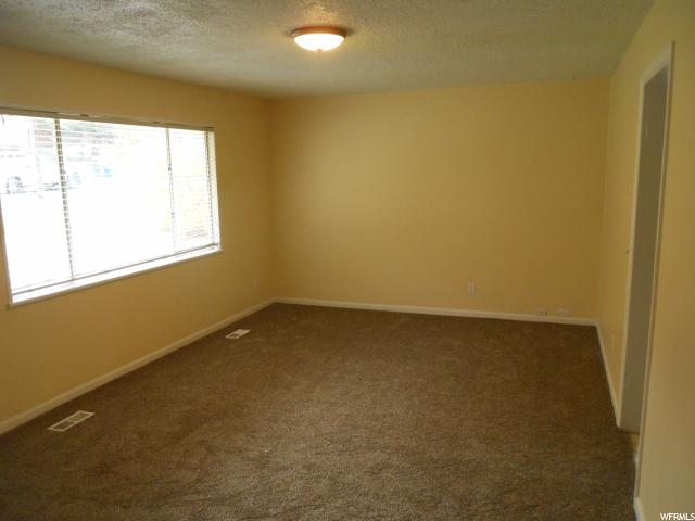 435 S Robins, Ogden, UT 84404 — photo 2