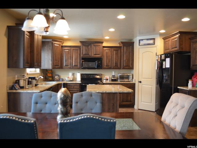 1422 Primrose Ln, Syracuse, UT 84075 — photo 6