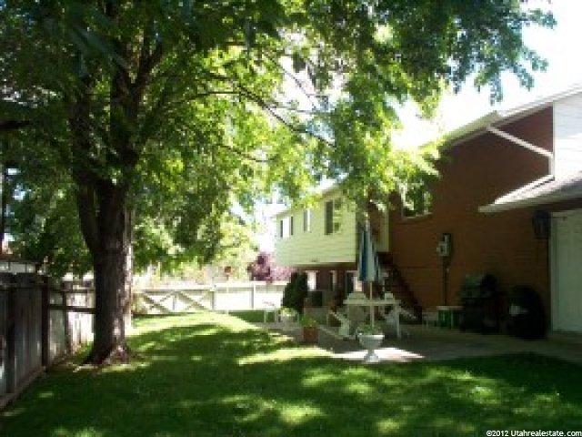 8432 Treasure Mountain Dr, Sandy, UT 84093 — photo 4