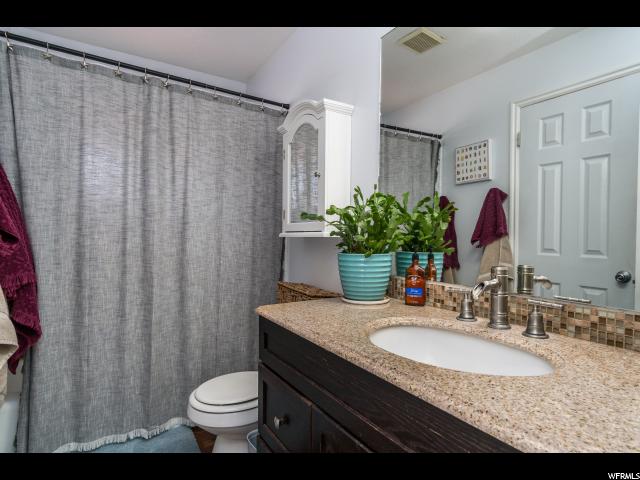 174 E 900 S, Layton, UT 84041 — photo 11