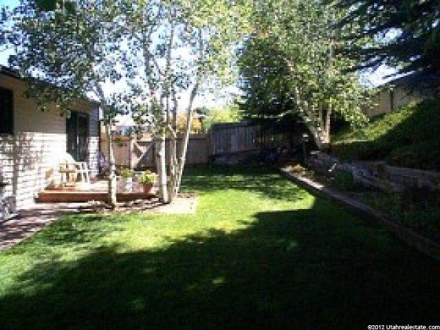 470 Chelsea Dr, Bountiful, UT 84010 — photo 2