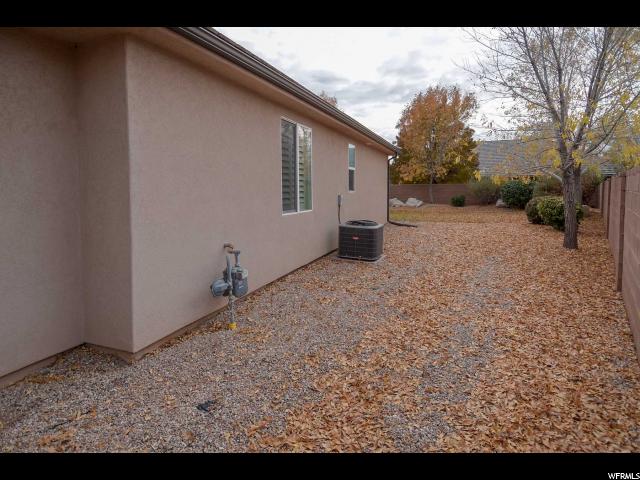 880 E Lori Ln, Washington, UT 84780 — photo 7