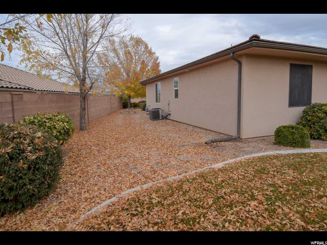 880 E Lori Ln, Washington, UT 84780 — photo 10