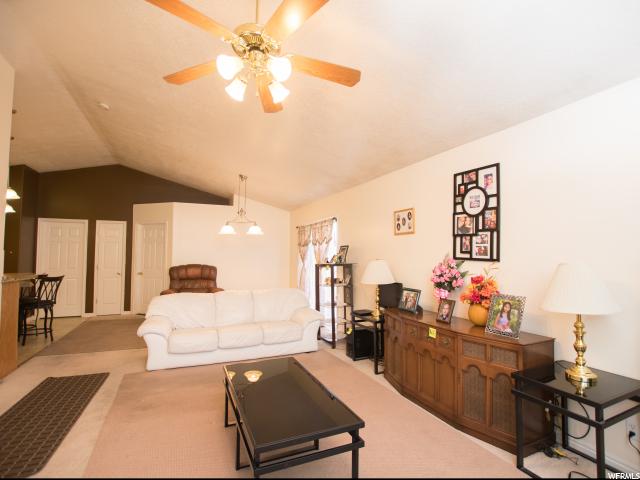 1041 E Allen Peak Cir E, Ogden, UT 84404 — photo 3