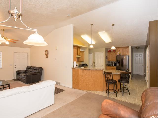 1041 E Allen Peak Cir E, Ogden, UT 84404 — photo 6