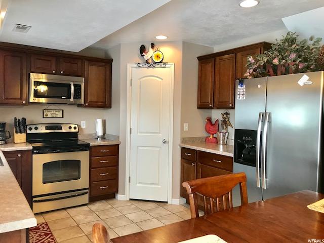 260 E Poplar Ct, Garland, UT 84312 — photo 5