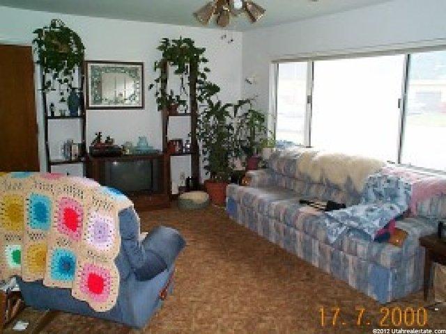 125 2nd Ave, Dutch John, UT 84023 — photo 2