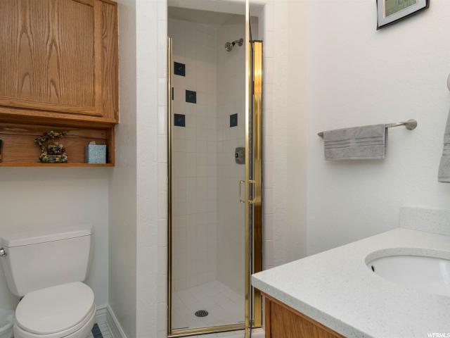 2424 Gordon Ave, Layton, UT 84041 — photo 10