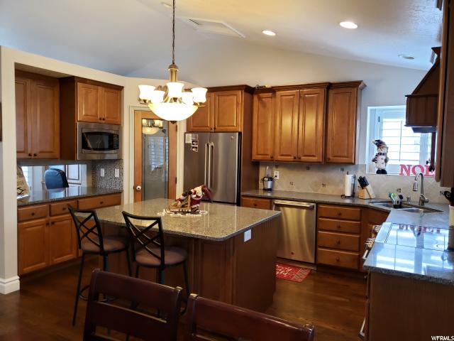 290 S 950 E, Layton, UT 84041 — photo 6