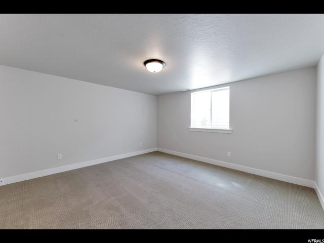 790 E 800 S, Centerville, UT 84014 — photo 9