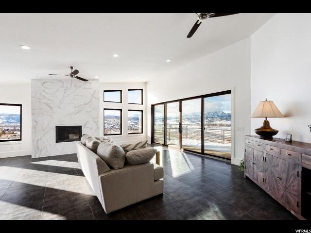 8893 Pineview Dr, Huntsville, UT 84317 — photo 3