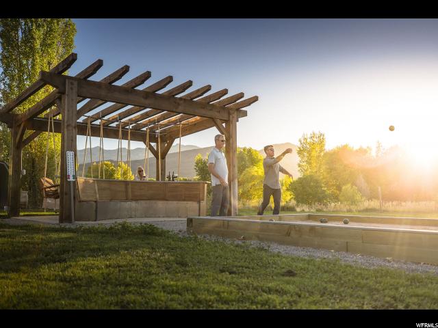 9565 E Maple Dr, Huntsville, UT 84317 — photo 11