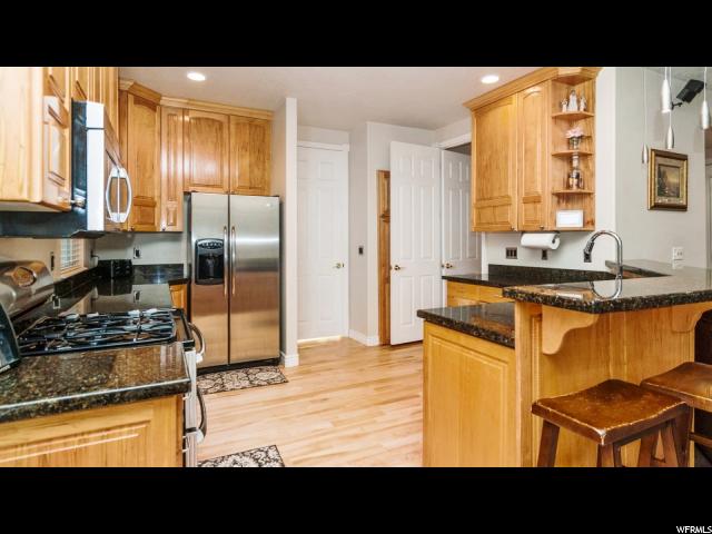 870 E 2150 S, Bountiful, UT 84010 — photo 3