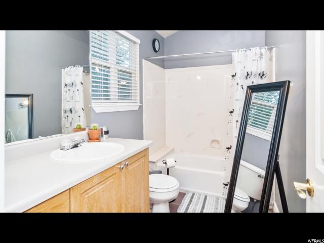 870 E 2150 S, Bountiful, UT 84010 — photo 10