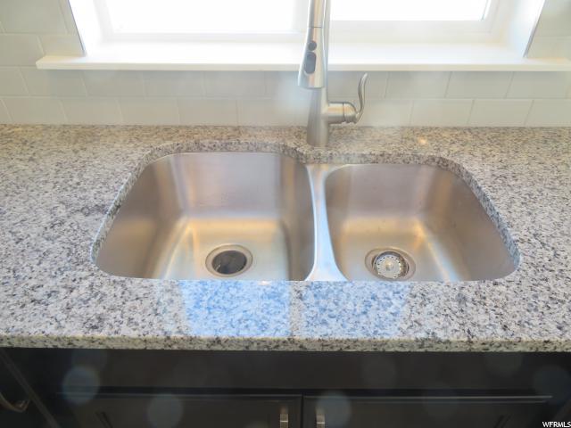 1215 E 330 S, Hyrum, UT 84319 — photo 4