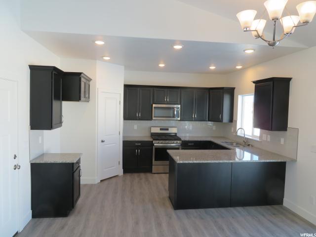 1215 E 330 S, Hyrum, UT 84319 — photo 2