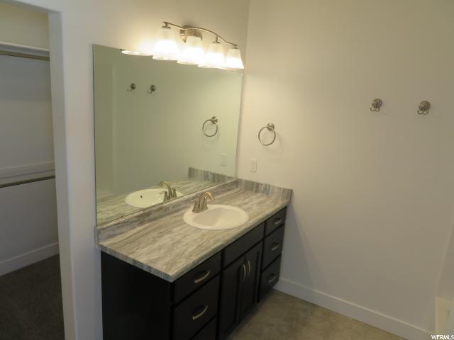 1215 E 330 S, Hyrum, UT 84319 — photo 9