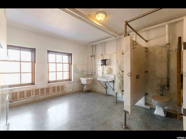 160 N Main E, Logan, UT 84321 — photo 9