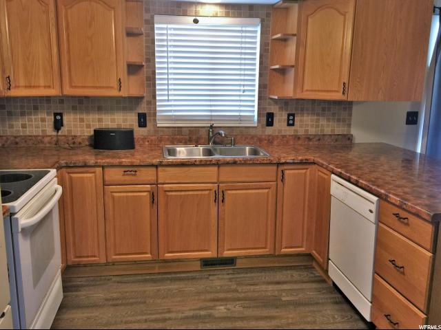 2597 N 950 W, Clinton, UT 84015 — photo 6