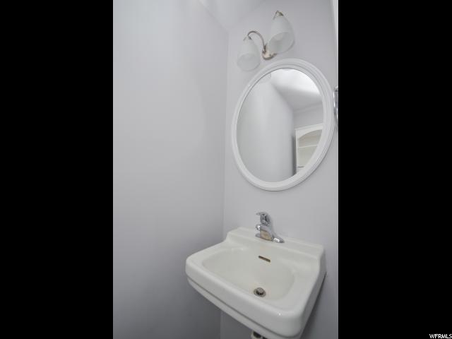 417 N 400 E, Bountiful, UT 84010 — photo 8