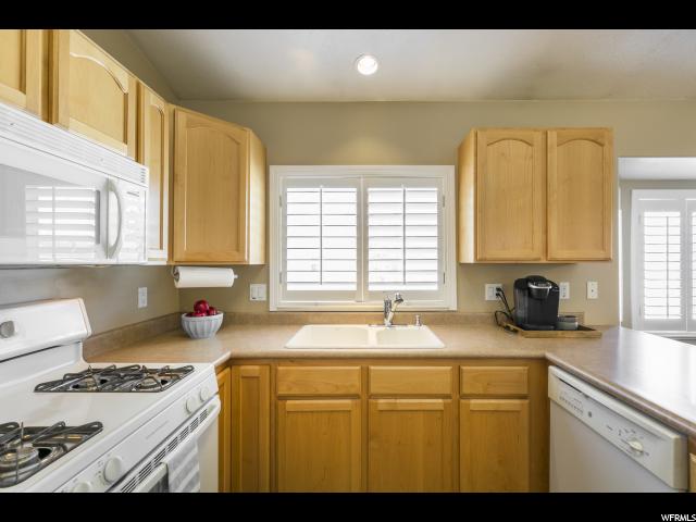 1615 N 250 E, Layton, UT 84041 — photo 10