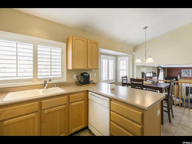 1615 N 250 E, Layton, UT 84041 — photo 11