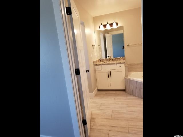 606 W 225 N, Hyrum, UT 84319 — photo 5