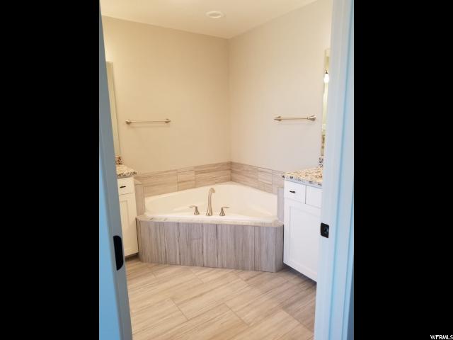606 W 225 N, Hyrum, UT 84319 — photo 4