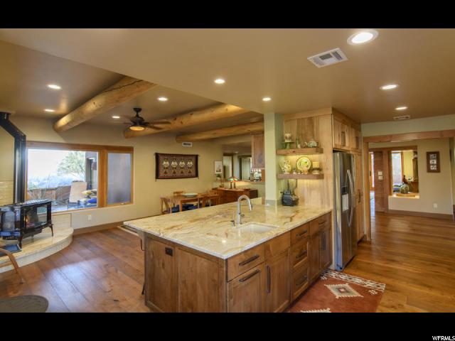 911 Roadrunner Ct, Kayenta, UT 84738 — photo 10