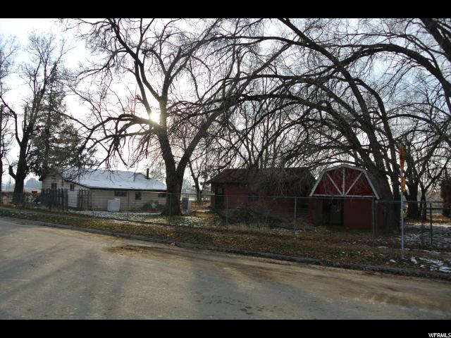 482 W 2300 N, Sunset, UT 84015 — photo 7