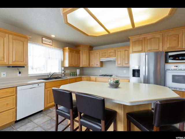 2137 S 825 E, Clearfield, UT 84015 — photo 11