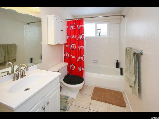 5482 Eastview Dr, Kearns, UT 84118 — photo 11