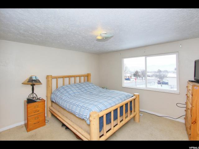 5482 Eastview Dr, Kearns, UT 84118 — photo 12