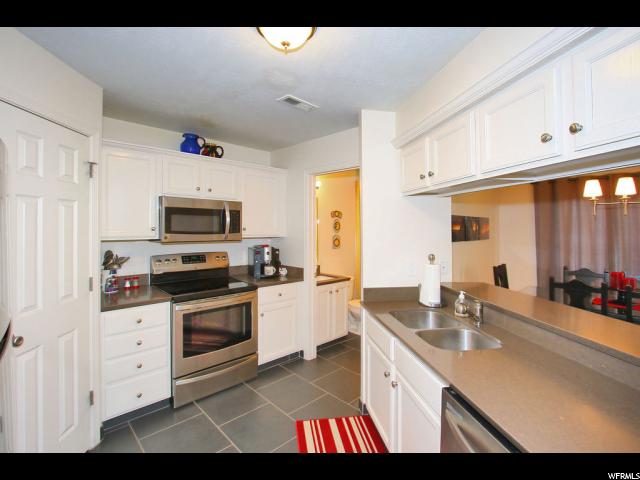 734 Sandy Point Dr, Sandy, UT 84094 — photo 11