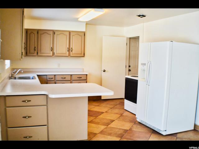 952 E 40th St, South Ogden, UT 84403 — photo 5