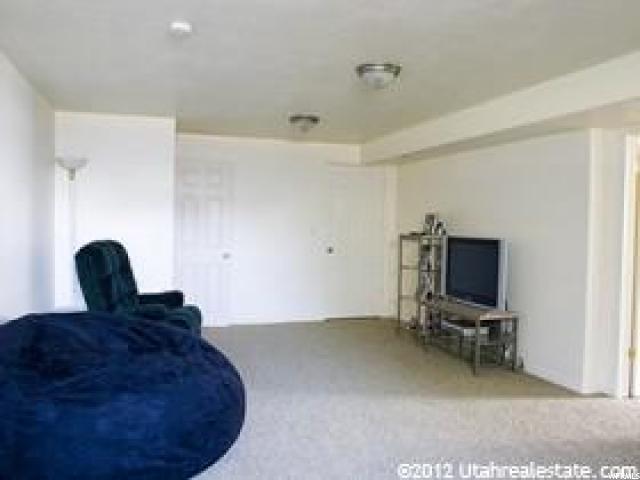2408 W 2300 N, Clinton, UT 84015 — photo 2