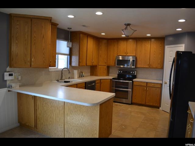 1691 N 950 W, Clinton, UT 84015 — photo 3