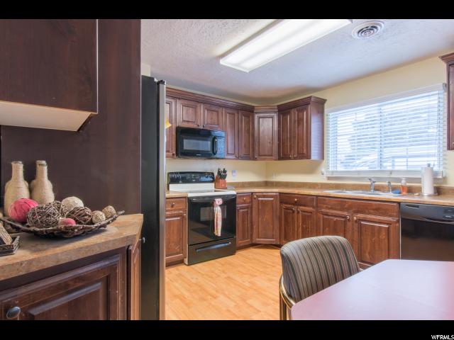 160 E 5000 S, Washington Terrace, UT 84405 — photo 10
