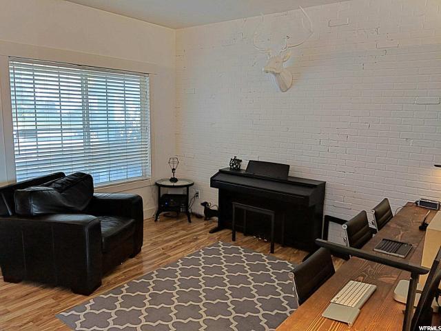 239 E Wayfield Dr, Draper, UT 84020 — photo 2