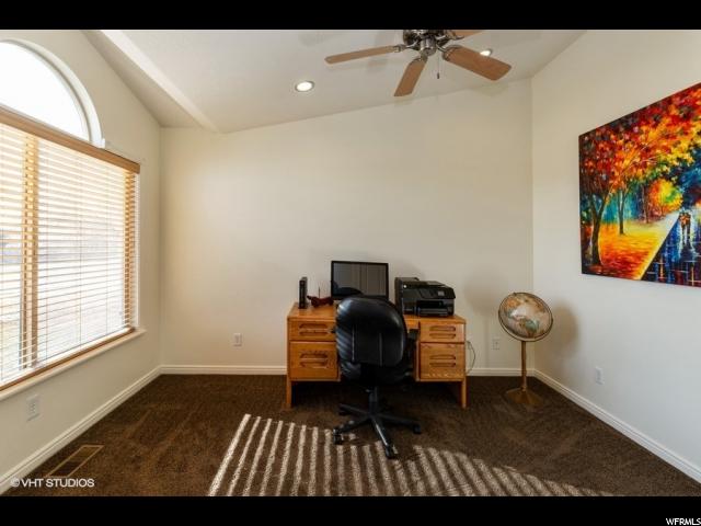 2568 W 2300 N, Clinton, UT 84015 — photo 7