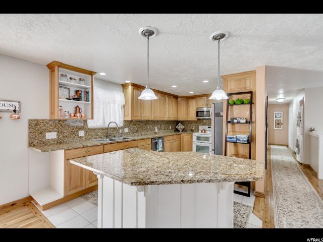 966 E 800 S, Bountiful, UT 84010 — photo 11