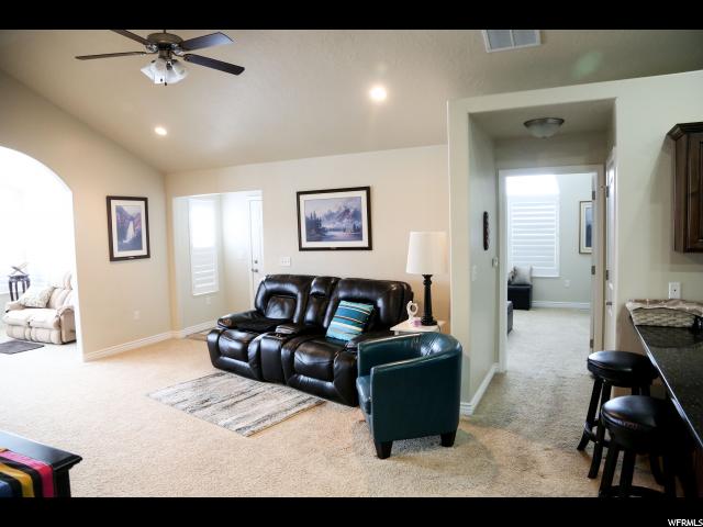 298 E 2280 N #D, North Logan, UT 84341 — photo 7