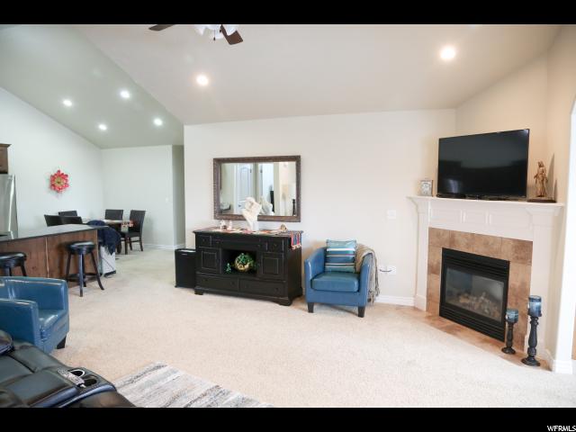 298 E 2280 N #D, North Logan, UT 84341 — photo 4