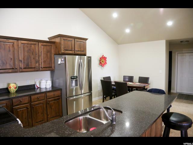 298 E 2280 N #D, North Logan, UT 84341 — photo 10
