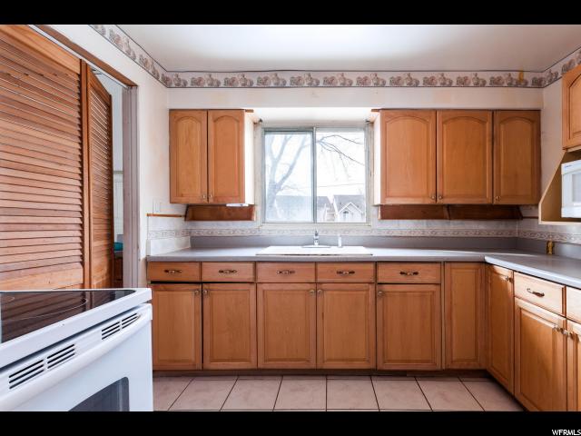 775 N Chapel Dr, Bountiful, UT 84010 — photo 8