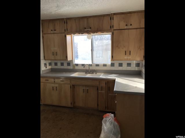 892 E River Dr, Ogden, UT 84404 — photo 2
