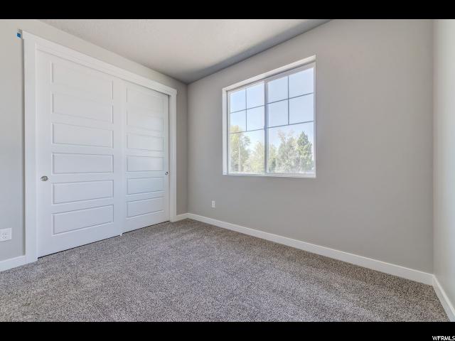 216 E Larsen Ln, Harrisville, UT 84404 — photo 3