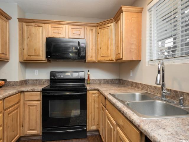 4563 S 1600 W, Roy, UT 84067 — photo 8