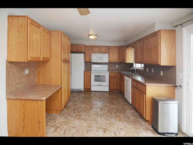 396 W 1130 N, Sunset, UT 84015 — photo 6
