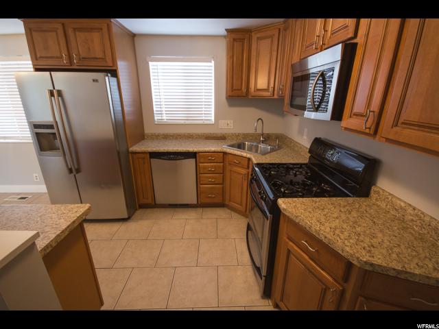 577 W 3000 S, Bountiful, UT 84010 — photo 12